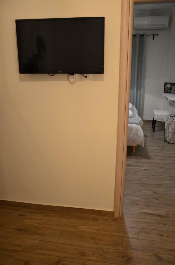 Ferienwohnung Lovely Place To Be Athen Exterior foto